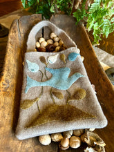 Spring Blue Bird Wool Applique Door Pocket