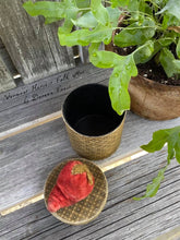 Medium Strawberry Keepsake Boxes